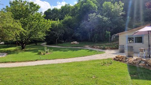 Dortoir Gîte d'étapes "Les troubadours" Ô rendez-vous 6 pers en Demi-pension (Dortoir Gite d'etapes "Les troubadours" O rendez-vous 6 pers en Demi-pension) in Roquefeuil