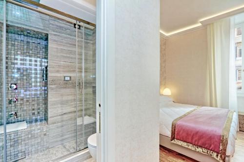 BQ House COLOSSEUM Luxury Rooms, Rom (Foto 4)