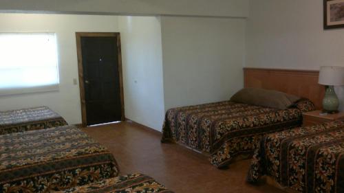 5 double beds