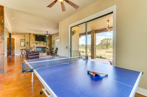 Spacious and Elegant Goldthwaite Escape on 72 Acres! in Goldthwaite, USA