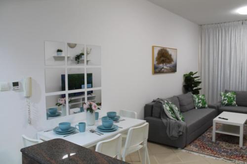 Bright and beautiful one bedroom apartment close to metro and beach, Dubai (Foto 4)
