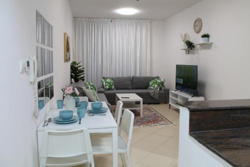 Bright and beautiful one bedroom apartment close to metro and beach, Dubai (Foto 5)