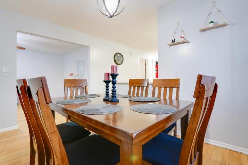 Ideally Located Jersey City Home, 8 Mi to NYC in Jersey City, USA