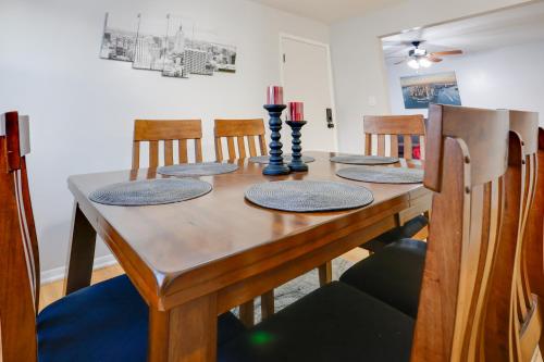 Ideally Located Jersey City Home, 8 Mi to NYC in Jersey City, USA
