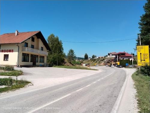 Topsan Prenociste Rooms in Sokolac