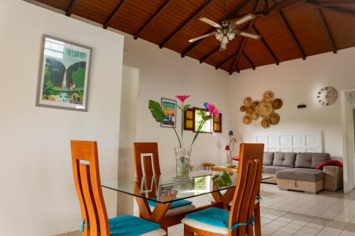 ห้องจัดเลี้ยง, L'appartement PAPAYE in แซ็ง-เฟลิกซ์