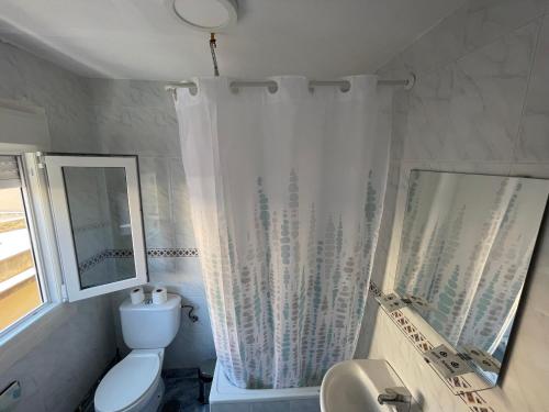 Duquesa Bed & Breakfast - image 9