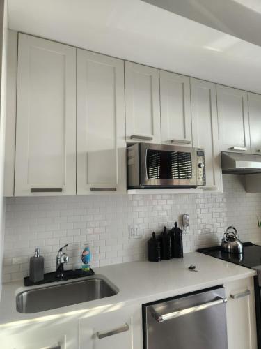 1 Bbdrm ENTIRE APARTMENT IN LANGLEY in Langley, Canada