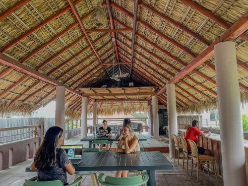 Facilities, Viajero Puerto Escondido Hostel in Puerto Escondido