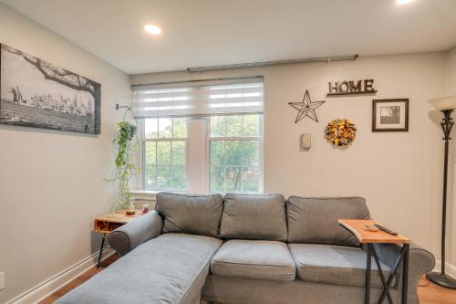 Convenient Arlington Condo about 4 Mi to National Mall in Arlington, USA