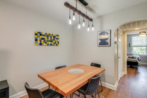 Convenient Arlington Condo about 4 Mi to National Mall in Arlington, USA