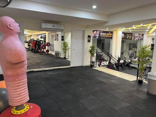 Cosy Studio on the First Floor with lovely Terrace and Personal Garden Area, Pool View and Free Beach Access in Sharm Hills Resort