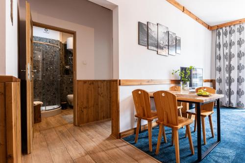 자코파네 Apartamenty - Witkiewicza 1, Zakopane 3성급 게스트하우스 수영장