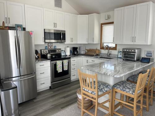 Modern Contemporary With Bayviews in Barnegat Light, USA