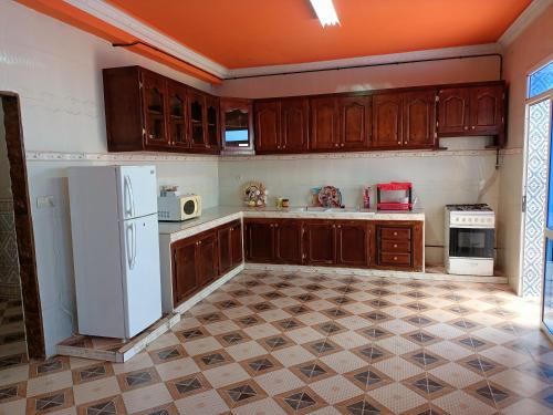 Villa piscine Rayan Hamza in ไอน์ เอลเติร์ก