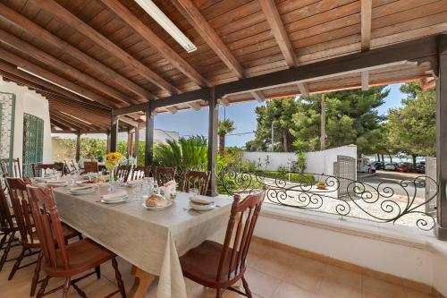  Villa Isidoro Sea View - Happy Rentals in 73048 Nardò