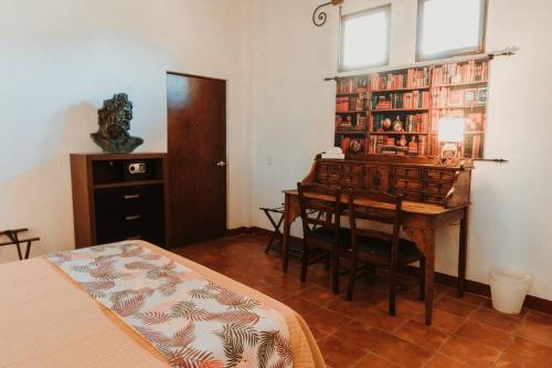 Casa Esperanza in San Francisco Tesistán, Mexico