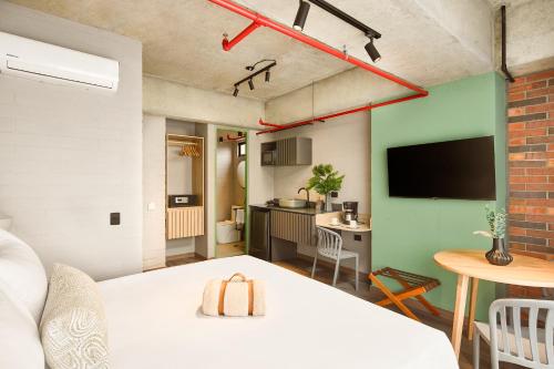 Urbit Social Lofts - Photo 1