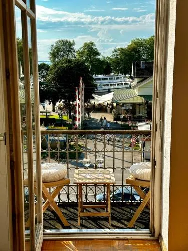 Ferienwohnung mit Balkon und Seeblick in Bregenz, Österreich