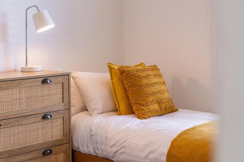 Central Luxury Apartment 114 - image 3
