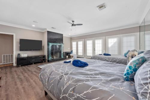 3BR Art House in Montrose with Free Park in Houston, USA