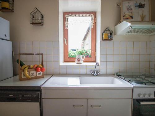 Gîte Saint-Léonard-des-Bois, 4 pièces, 6 personnes - FR-1-410-149 (Maison de campagne familiale aux Alpes mancelles - 3 chambres, cheminee et activites proches - FR-1-) in Fresnay-sur-Sarthe