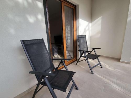 Four-Bedroom Holiday Home image 2