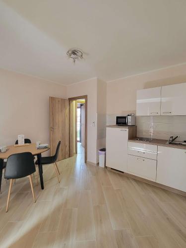 Four-Bedroom Holiday Home image 9