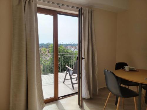 Four-Bedroom Holiday Home image 6