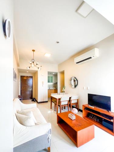 1BR Condo in Mactan Newtown Pool and Beach! 1BR Condo in Mactan Newtown Pool and Beach!