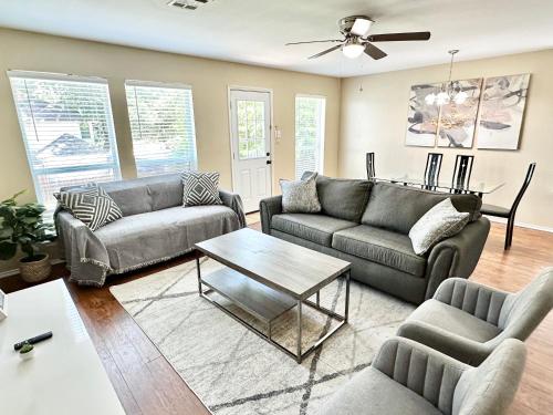 Nice Cozy Home w/Lake access in Garland, Vereinigte Staaten von Amerika