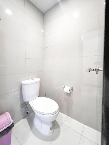 1BR Condo in Mactan Newtown Pool and Beach! 1BR Condo in Mactan Newtown Pool and Beach!