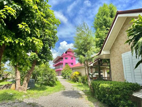 Fairy Story Village Farm B&B - 숙소 외관