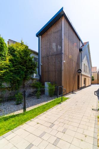 스피스케 포드흐라디 CASTLE apartments - City Center 4성급 게스트하우스 레스토랑