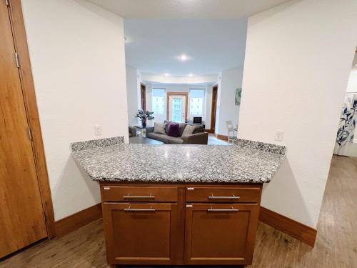 2 separate 2 bedrooms suites with parking at The Grand Castle in Grandville, USA