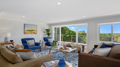 Zephyr on Sapphire - Stunning private property on absolute beachfront, Sapphire Beach (photo 6)