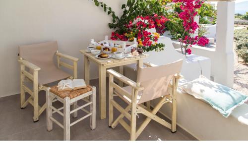 Kilátás, Portes Houses in Koufonisia