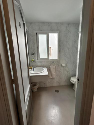 Hostal Berlin - image 5
