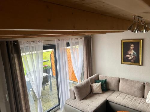 2 bedrooms, 4 beds