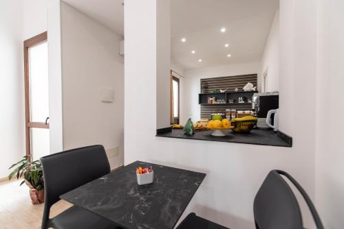 Room 86 – San Vito Lo Capo, CA