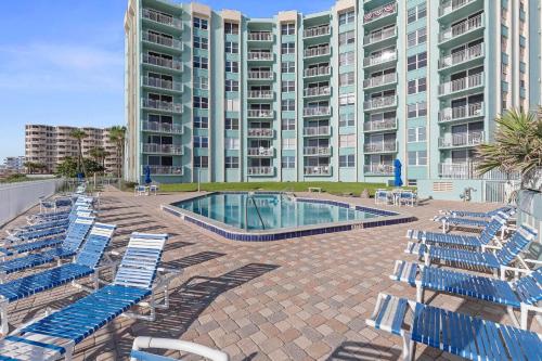 Coronado Towers 703 in North Atlantic Avenue