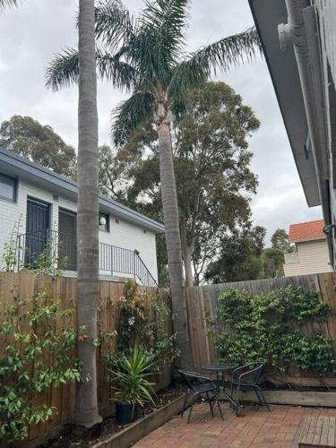 حديقة, Zen Queendom - Garden View in Newport