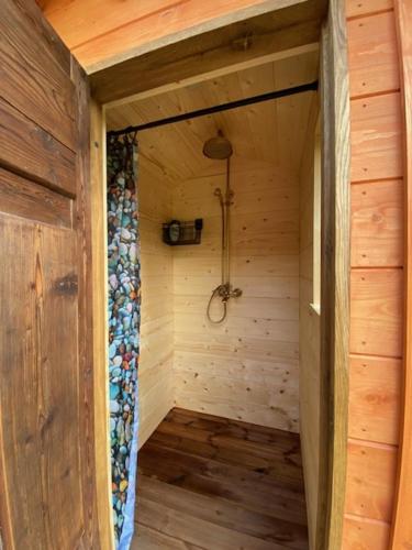 Pihla Rannamaja sauna ja kumblustunniga in Iide