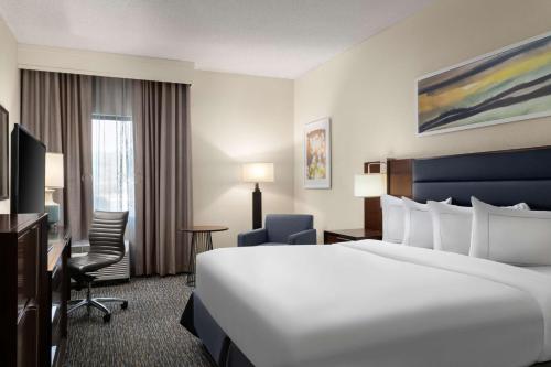 DoubleTree by Hilton Hotel Columbia - image 11