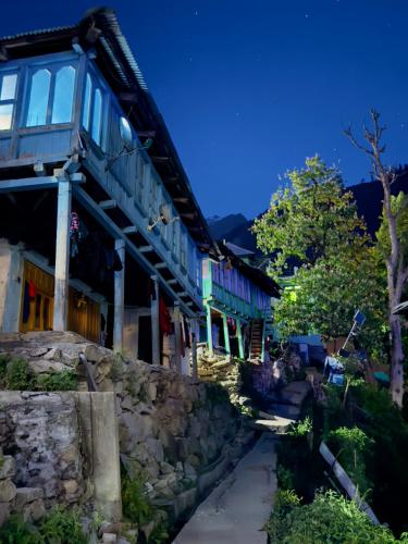 Yellowjackets Hostel Yellowjackets Hostel