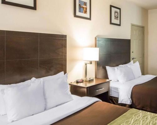 Quality Inn Tulsa-Downtown West - image 9
