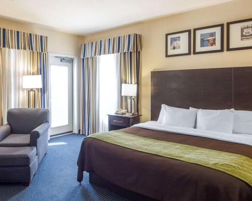 Quality Inn Tulsa-Downtown West - image 11