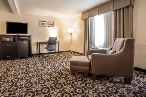 Comfort Inn Ballard-Roosevelt - image 6