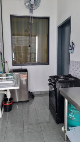 Santai Villa di The Maris Desaru Coast in เดซารู