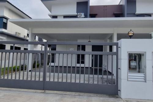 Santai Villa di The Maris Desaru Coast in เดซารู